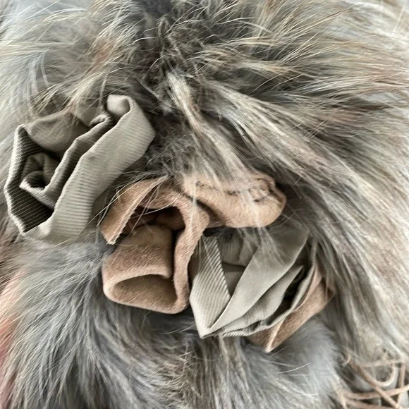 Italian Women's Real Fur Trimmed Jacket with Chain Accents - Picture 6 of 14